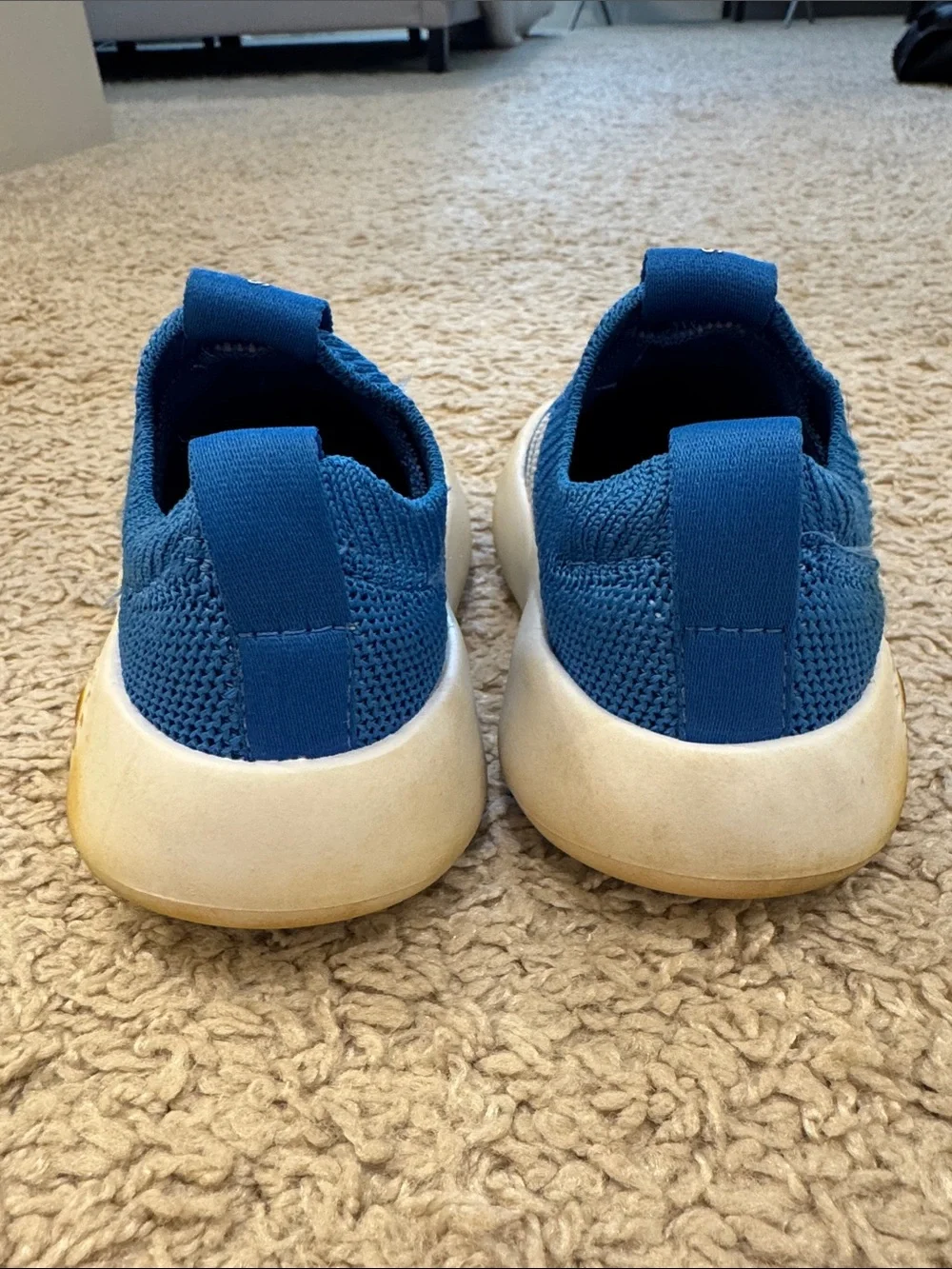 Adidas Bubble Comfy Shoes size 6K